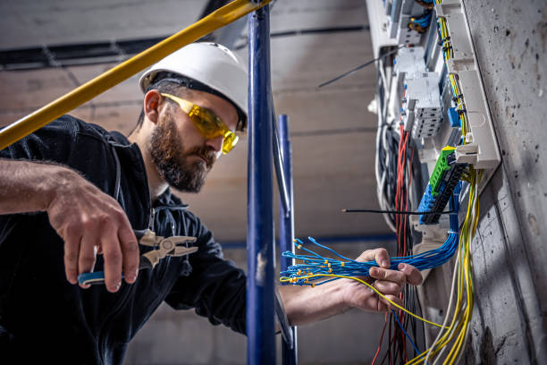 Best Electrical Contractors for Businesses  in Golden Valley, MN