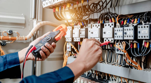 Best Circuit Breaker Repair  in Golden Valley, MN